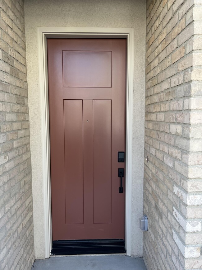 Building Photo - 1219 Sunrise Way