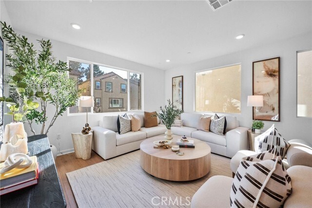 Building Photo - 11741 Rose Dr