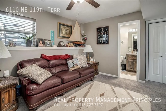 Building Photo - 6110 NE 119th Terrace