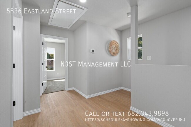 Building Photo - 5836 Eastland St