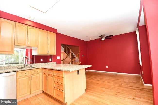 Building Photo - 6216 Roudsby Ln