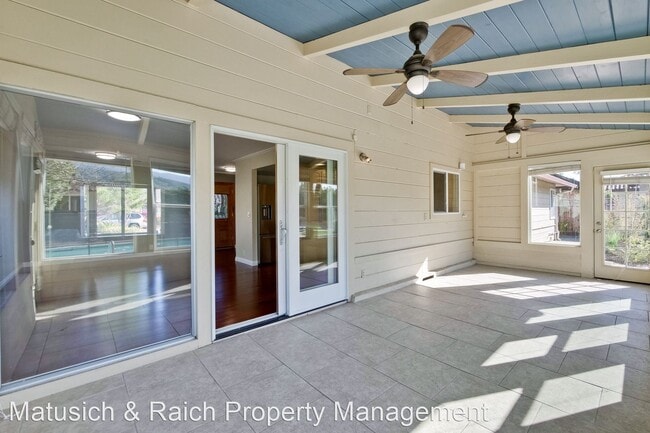 Building Photo - 3 br, 2 bath House - 14896 Heather Drive