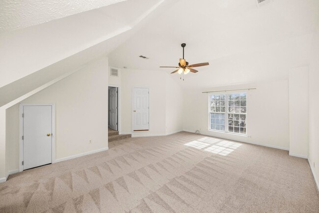 Building Photo - 7028 Sugarplum Rd