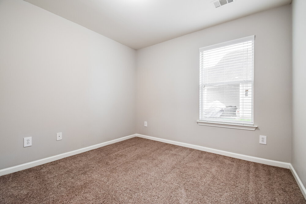 Building Photo - 54 Camden Way