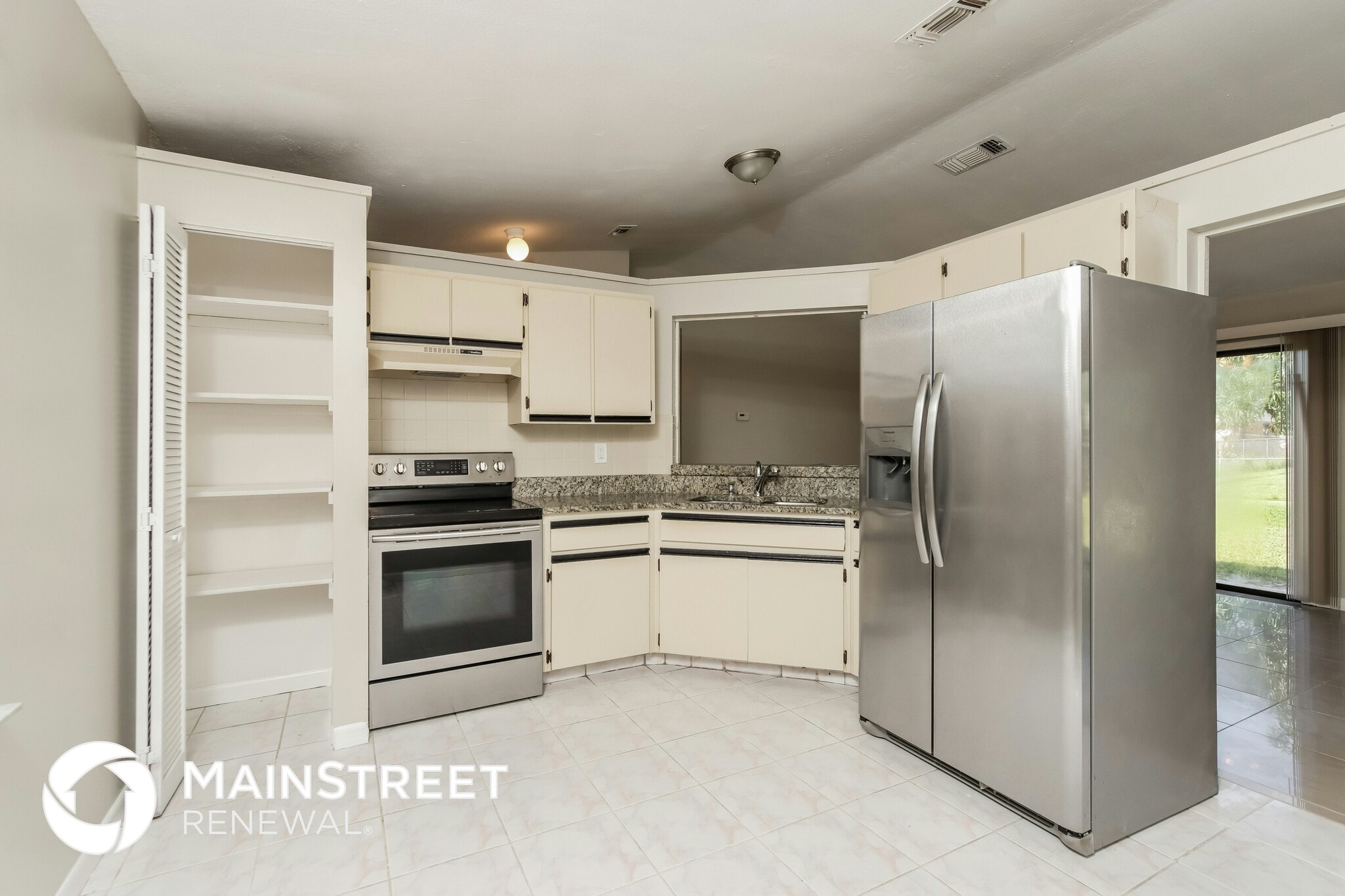 Building Photo - 647 Pampas St NW