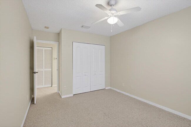 Building Photo - 19343 SW 60th Ct