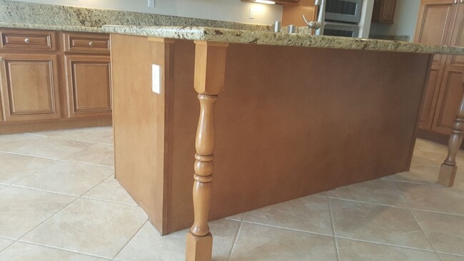 Building Photo - Morgan Hill Single Family View Home