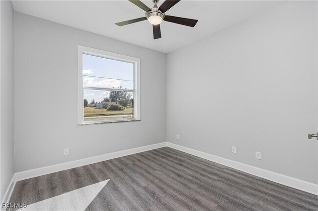 Building Photo - 2601 Diplomat Pkwy W