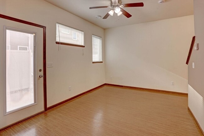 Building Photo - 205 Partridge Path