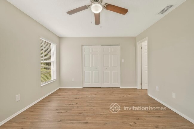 Building Photo - 10425 Kingbrook Ln