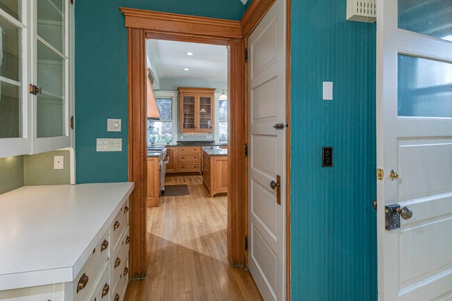 Building Photo - 54 Hodge Rd