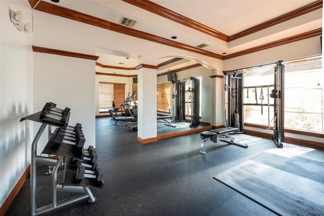 Building Photo - 4808 N State Rd 7