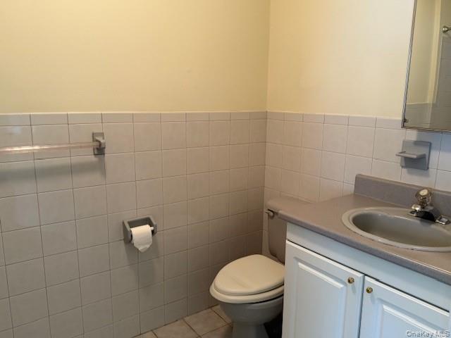 Building Photo - 124 Sylvan Ave
