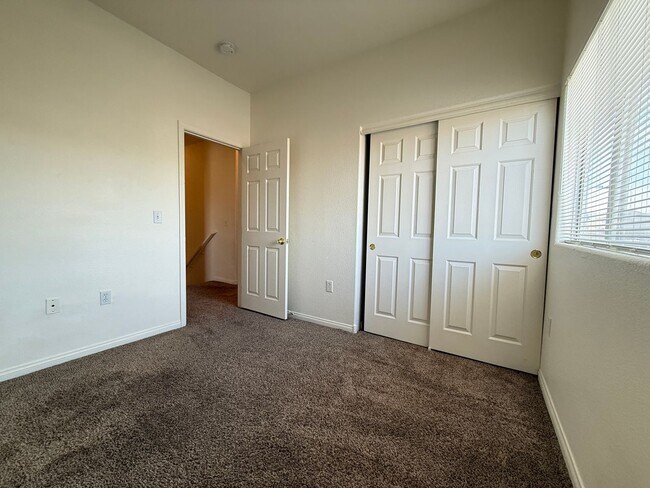 Building Photo - 9303 Gilcrease Ave