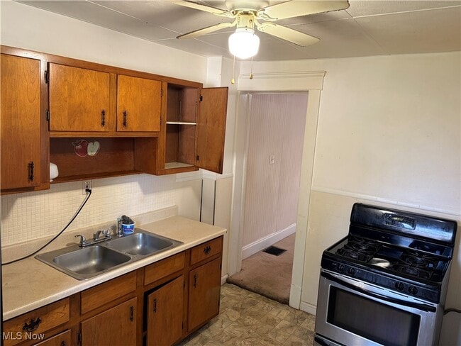 Building Photo - 3653 W 46th St