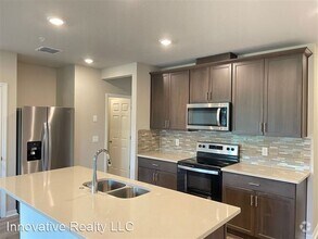 Building Photo - 2475 Sweet Viburnum Wy