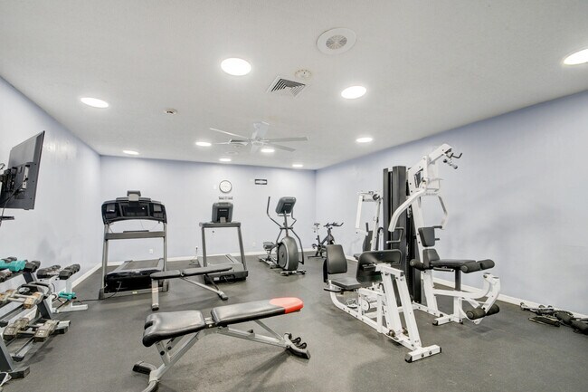 Building Photo - 3540 S Ocean Blvd