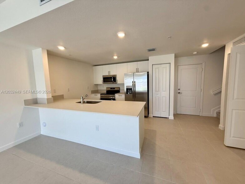 Building Photo - 12460 SW 248th St
