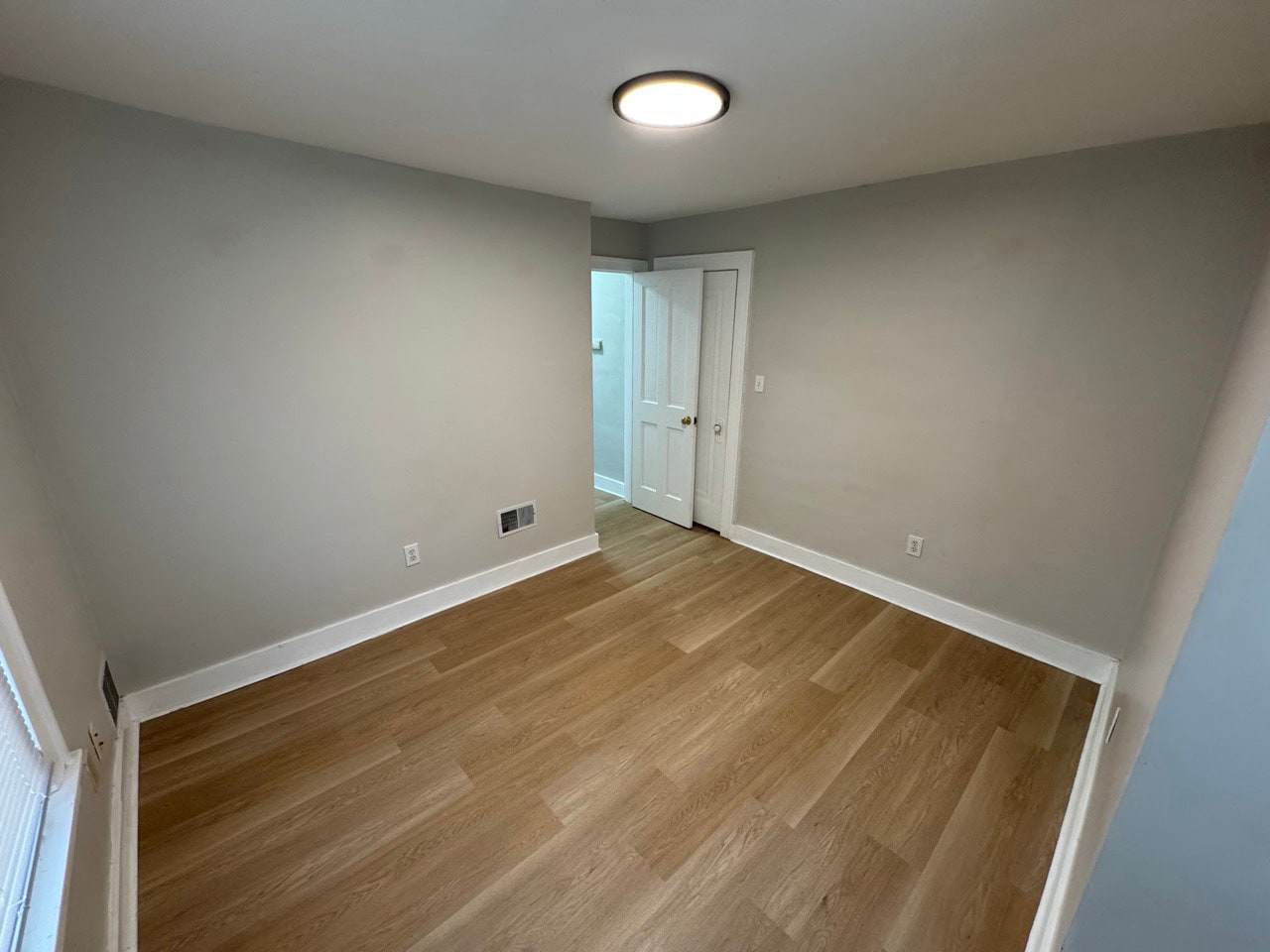 Bedroom 1 - 260 Spencer St