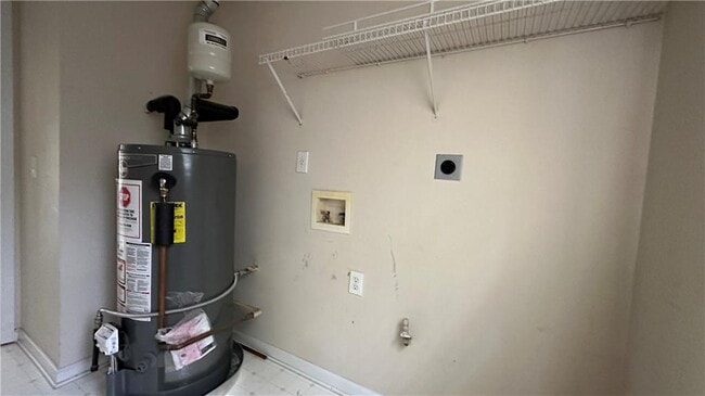 Building Photo - 205 Foe Creek Ct