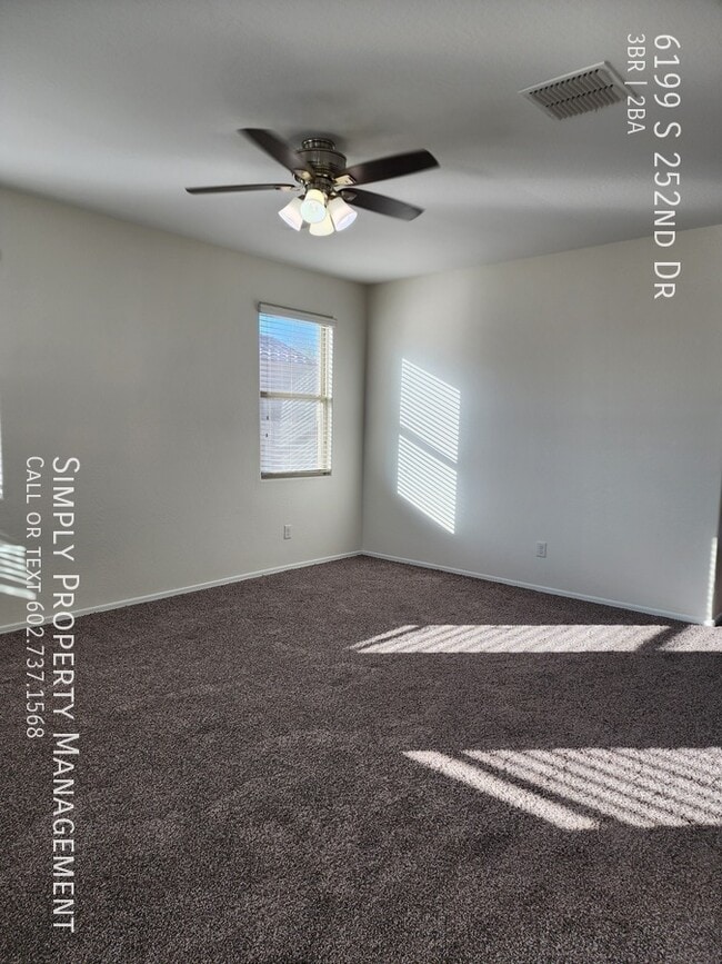 Building Photo - 6199 S 252nd Dr