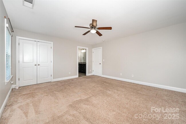 Building Photo - 1361 Rainier Dr