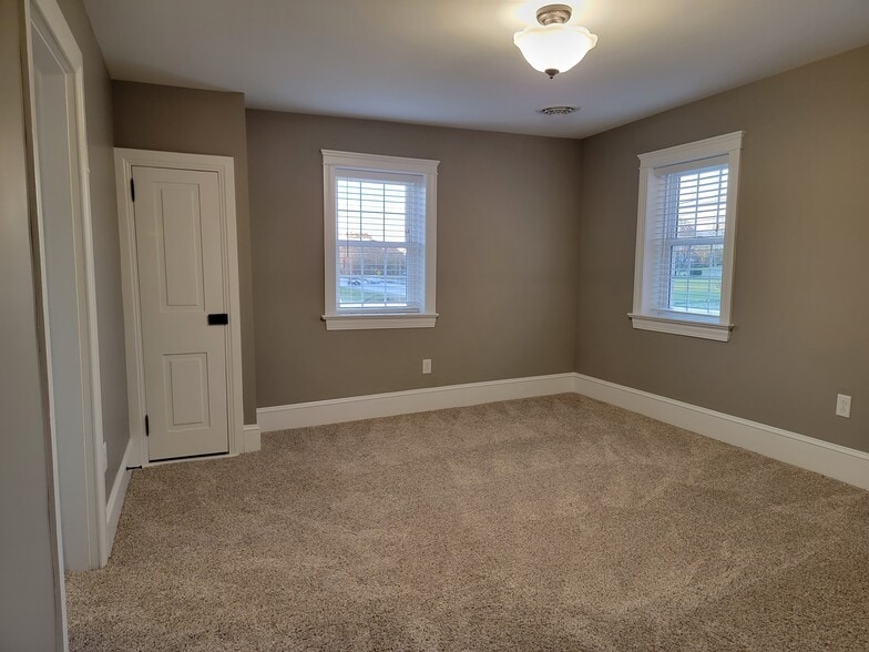 Building Photo - 3945 Conrad Weiser Pky