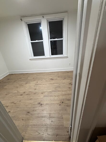 Building Photo - 575 Market St