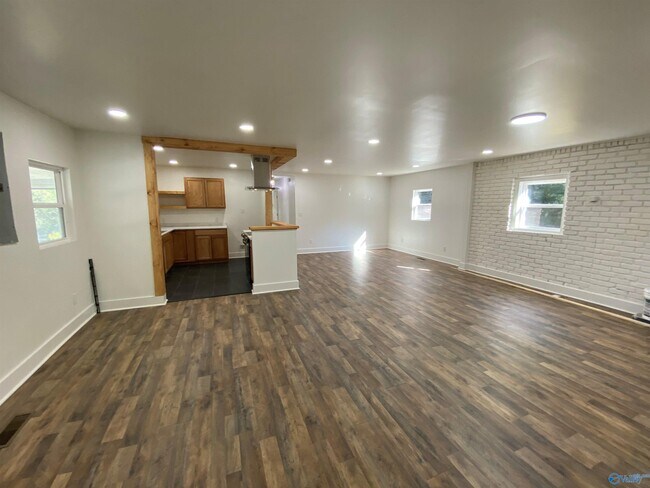 Building Photo - 4000 Co Rd 209