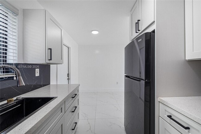 Building Photo - 131 NE 77th St