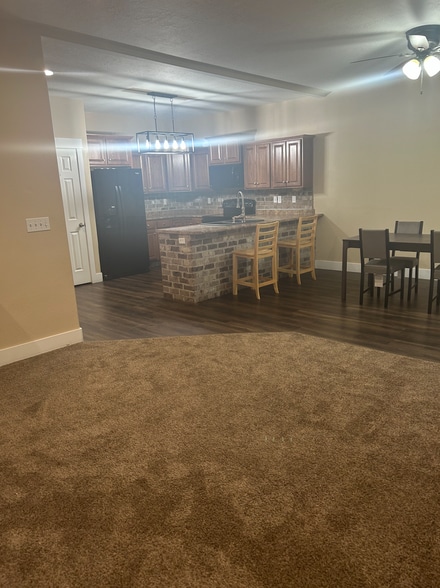 Building Photo - 1556 W 140 N