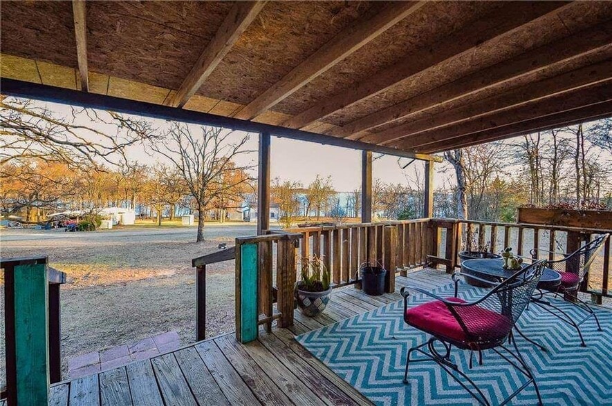 Building Photo - 661 Private Rd 7422