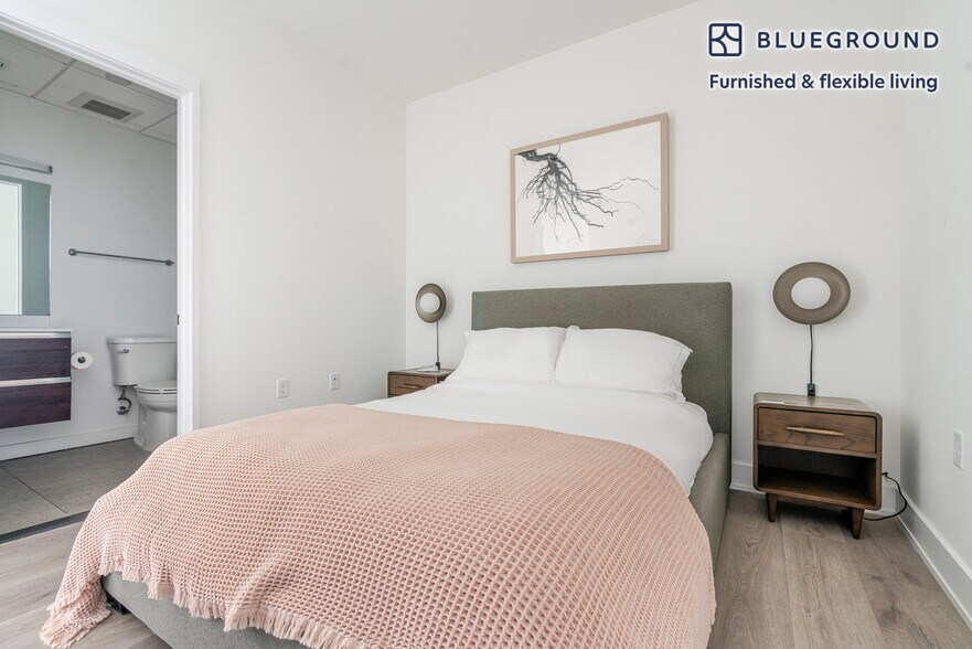 Building Photo - 1324 North Capitol St NE