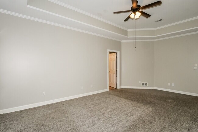 Building Photo - 2644 Graystone Dr