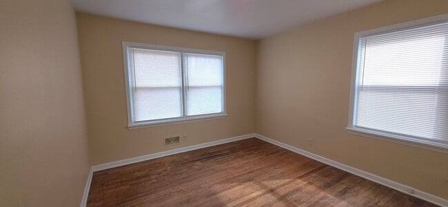 Building Photo - 1930 S Fremont Ave