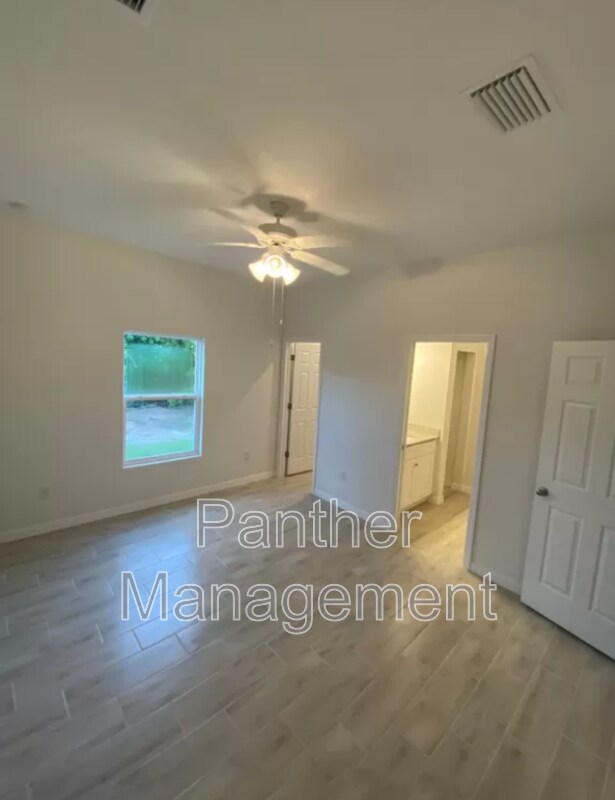 Building Photo - 3437 SW 8th Pl