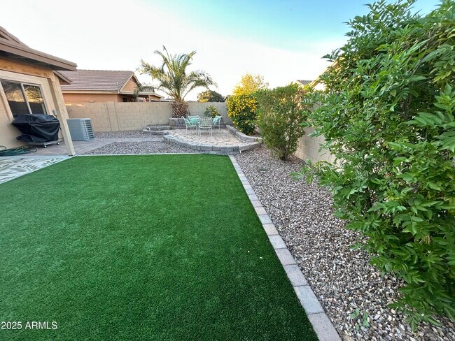 Building Photo - 16530 W Statler St