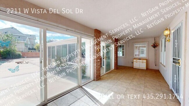 Building Photo - 2211 W Vista Del Sol Dr