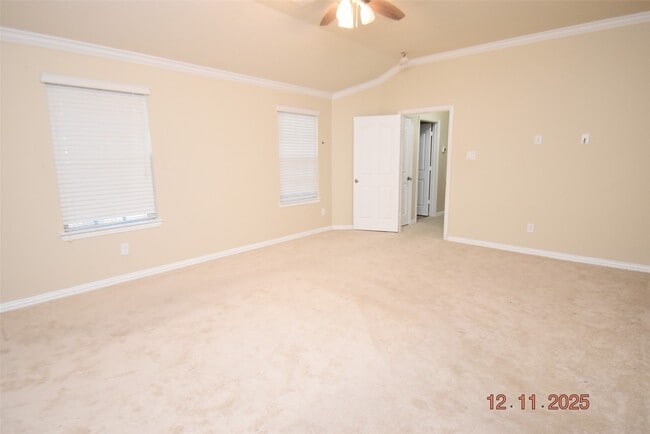 Building Photo - 10806 Clear Arbor Ln