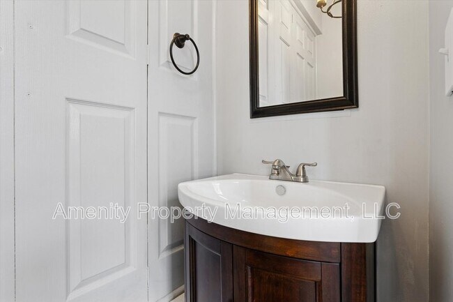 Building Photo - 139 Nicewood Dr