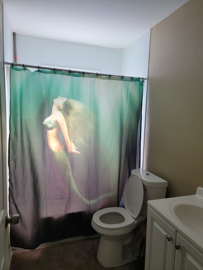 Building Photo - 857 Nassau Dr