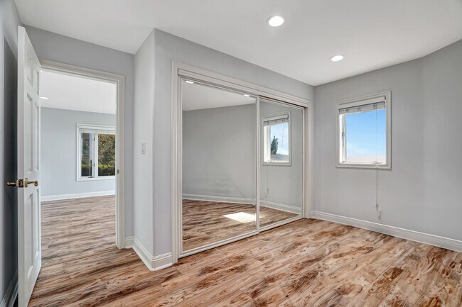 Building Photo - 3000 Sequit Dr