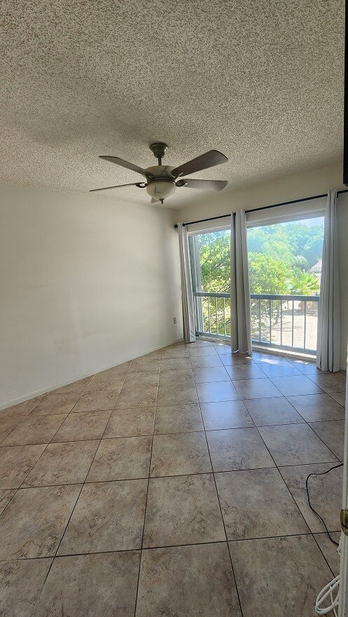 Building Photo - 98442 Windward Ave