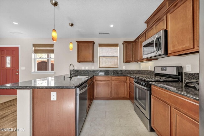 Building Photo - 58 Caliente St