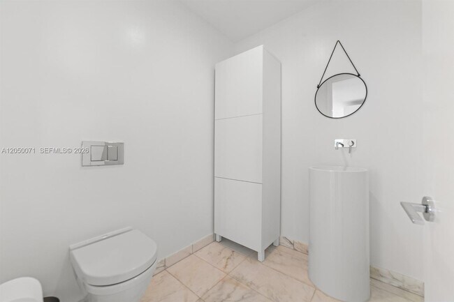 Building Photo - 10203 Collins Ave