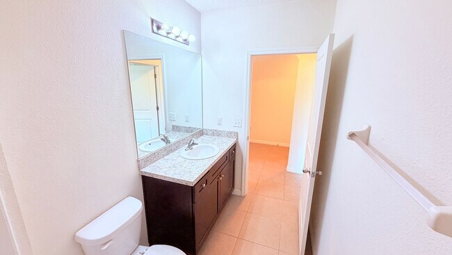 Building Photo - Available now! Amazing 4 Bedroom, 2 Bathroom Home in Wildwood!!