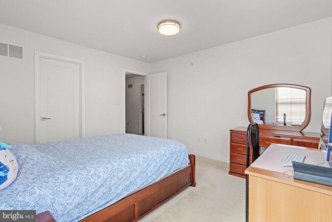 Building Photo - 407 Wynstone Ct