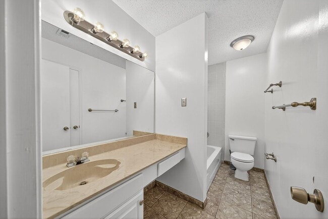 Building Photo - Schertz School District in Woodland Oaks S...