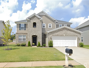 Building Photo - Large 4BR/3BA Available May 15th