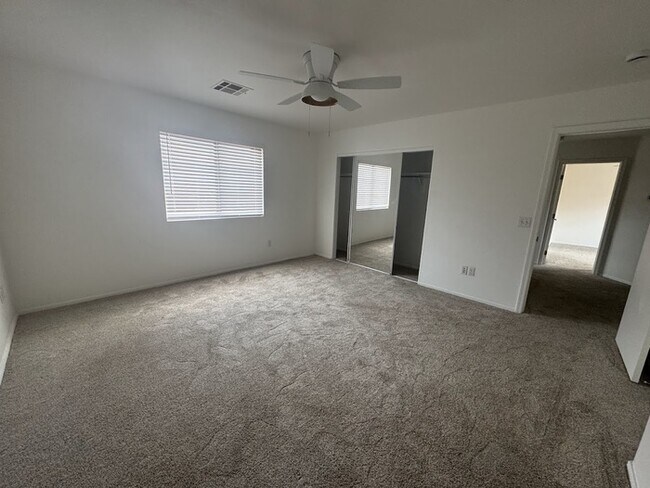 Building Photo - Desert Ridge House